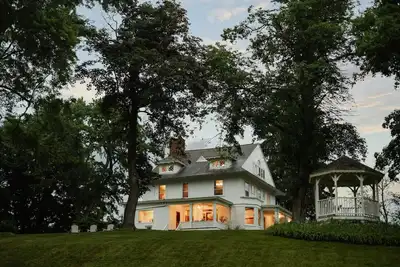 Image de Waterfront, Boat, Hot Tub,