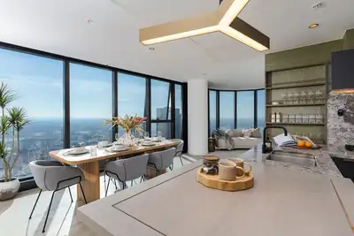 Image de High-End Penthhouse in Central Cbd| 3br w/ Parking