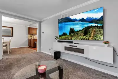 Image de Fun, Family, Pool, Gaming Room, Firepit Super close to everything! Pets friendly