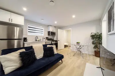 Image de RoyalBlueBSMTsuite/KingBed/FreeParking/Netflix