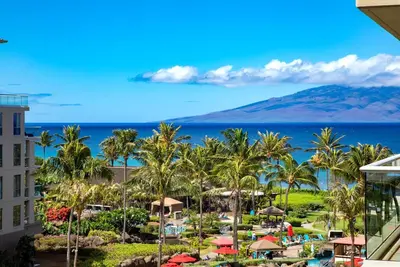 Image de Honua Kai | 2 Free Rental Cars | Kbm Resorts | Modern Beachfront Studio At Honua Kai Resort | 2 Units, 3 Bedrooms | Hk Ml-1307