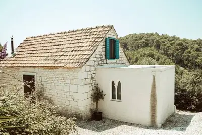 Image de Maison pour la famille avec la piscine Selca, Brac (K-24224)