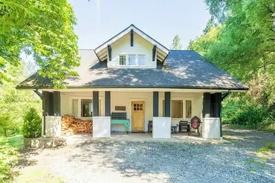 Image de Artist's farm house children loft m/s Redmond, Seattle