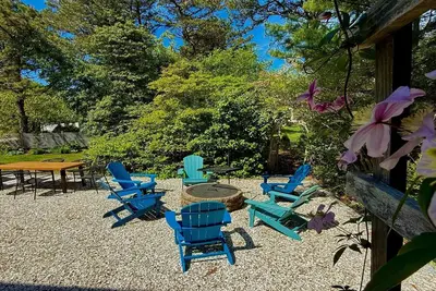 Image de Spacious Cape Escape Near Rail Trail & Downtown