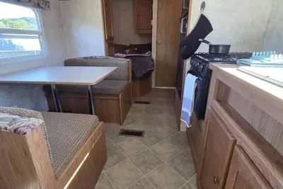 Image de Cozy Rv in the Middle of Forks 3 blocks from main Street