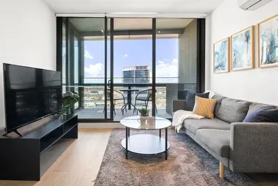 Image de Sky-High Docklands | Waterfront 2br w/Gym & Pool