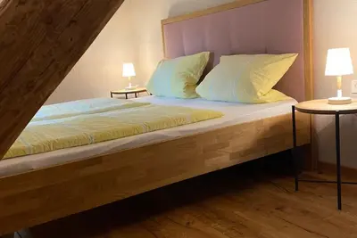 Image de 4-bed apartment \"Riesling\" - FeWo/Gästehaus Kreuz-Bauer