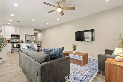 Image de Modern Clean, Near Austin College & Fully Equipped