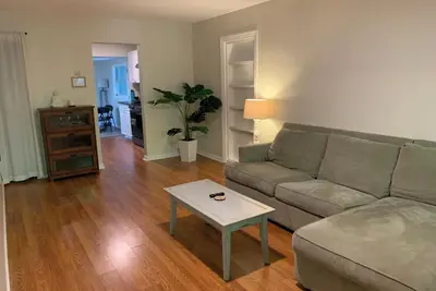 Image de Close to Uf, Downtown and Airport!