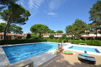 Image de Appartement rénové avec jardin