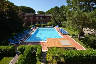 Image de Retraite relaxante avec piscine