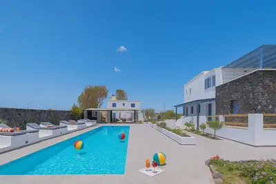 Image de Golden Sunrise Suites - Santorini Superior Suite