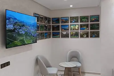 Image de Appartement 1\nPrepare for an experience at the La where relaxation and comfort.