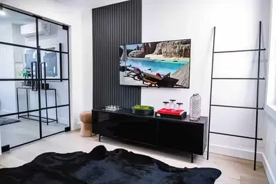 Image de Contemporary Luxury Loft! Apt-20 Min to Nyc