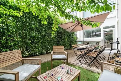 Image de Loft urbain avec jardin privé - hyper centre