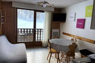 Image de 3 Pièces pour 6 Personnes