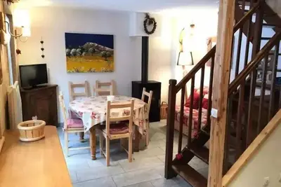 Image de 3 Pièces pour 6 Personnes