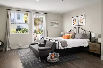 Image de Casa Clementine - 10 min to Disney & Angel Stadium