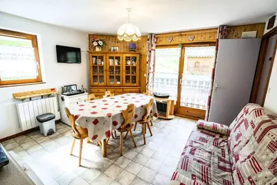 Image de 3 Pièces pour 6 Personnes