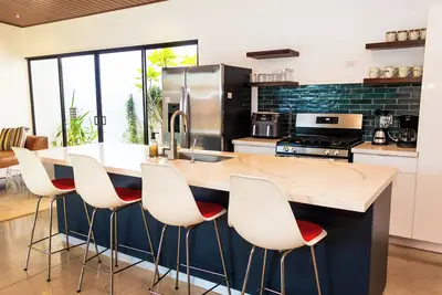 Image de Los Padrinos Compound @Surf City + Ac + Pool + Wifi #1