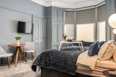 Image de Glasgow & Airport - Stylish Studio with kitchen