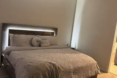 Image de Charming 2-bedroom apartment in perfect Houston with 2 pool view balconies