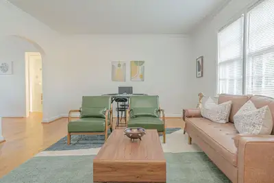 Image de MidTown Flats Suite A1