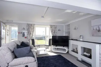 Image de Seafront - Sea Views & Walks