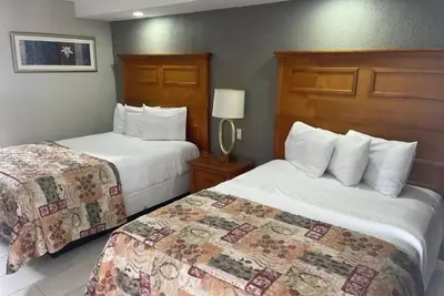 Image de Spacious 4-bedroom villa in awesome Wildwood with WiFi. \n All units combine