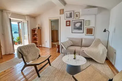 Image de Scenic 2br in Perast w/ 2 Balconies & Bay View