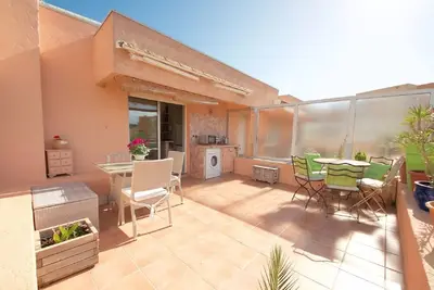 Image de Appartement T2 avec terrasse ensoleillée de 20 m²