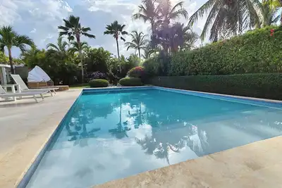 Image de 5-Br Golf-Front Sanctuary: Pool, One Free Transfer, Optional Chef Service