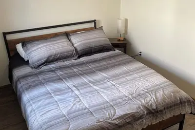 Image de Apartment just off main street in the heart of Smithers!