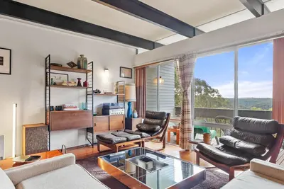 Image de 1960s Nino's Beachcomber House of Light & Legacy