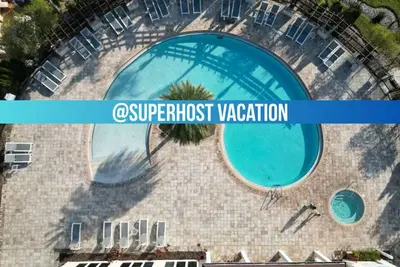 Image de Magical Disney Getaway- Belle, Potter, & Minions