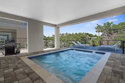 Image de ⚓New! Manatee Dreams, Pool/Boat Slip, & Min to Ami! ⚓