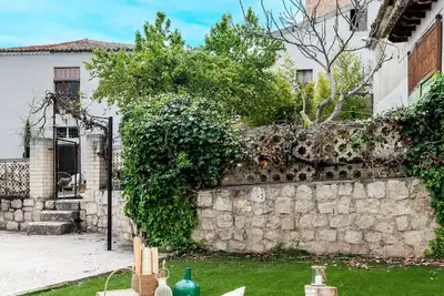 Image de Lux 5br Villa. Pool, WineCellar, Gardens, Games and Bbq