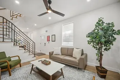 Image de Modern & Cozy Luxury Downtown Oasis