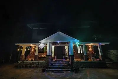 Image de Discover a peaceful retreat nestled in the breathtaking mountains of Attapady,