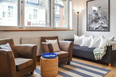 Image de 2 chambres à coucher à Scarborough