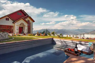 Image de Shelapani Homes shimla hills 4-bedroom bungalow in Jubbal