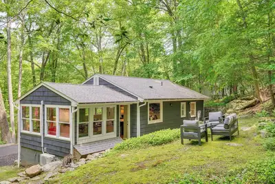 Image de Hiking Trails On-Site: Wooded New Millford Escape!