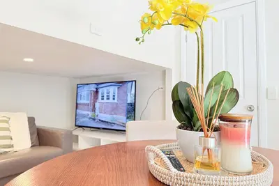 Image de Charming 2br with Yard&Parking