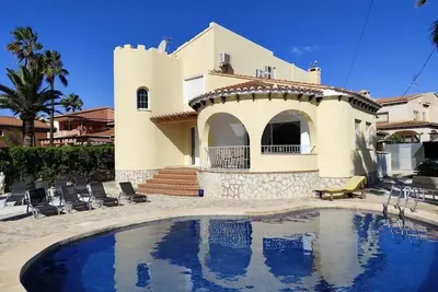 Villa Eva with private swimming-pool!