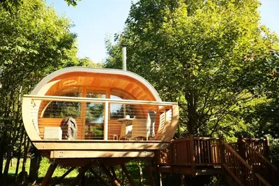 Image de The Hideaway - a unique luxury Treehouse close to Putsborough Beach