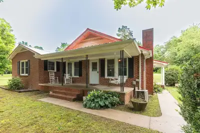 Image de Red Robin Retreat - Near Lake James, Nc