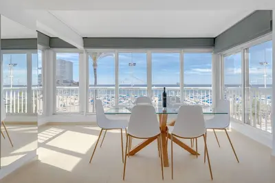 Image de Sun, Sand & Luxury Seafront Apartment Veracruz Levante (R154)