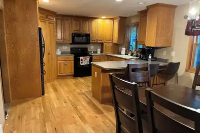 Image de For Eaa 2025 - 4 bdrm, 3. 5 bath house 2. 5 miles from Eaa grounds with Ac/Wifi