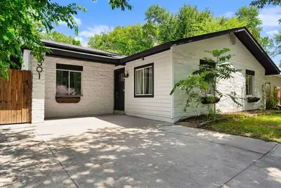 Image de Newly Renovated 3bd/2ba/ large patio with casita