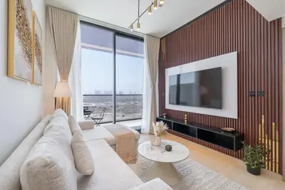 Image de Vogue Brand New 7mins Sky Dubai 3 mins Cirle Mall